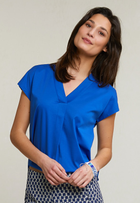 Blue cotton V-neck T-shirt